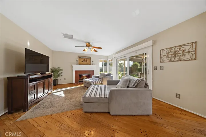 23967 Via De Gema Linda, Murrieta, California 92562