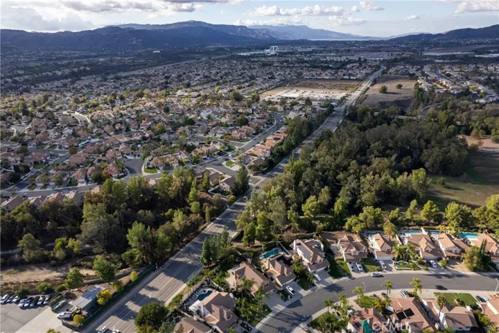 23967 Via De Gema Linda, Murrieta, California 92562