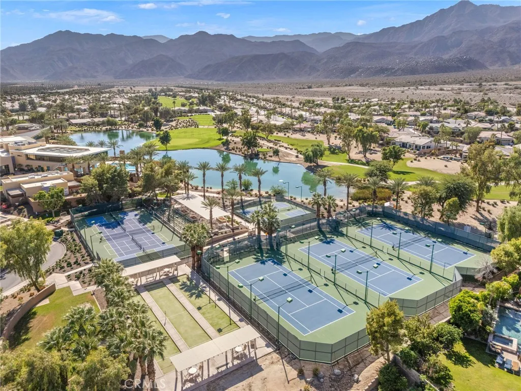 81687 Desert Willow, La Quinta, California 92253 home-pic-64