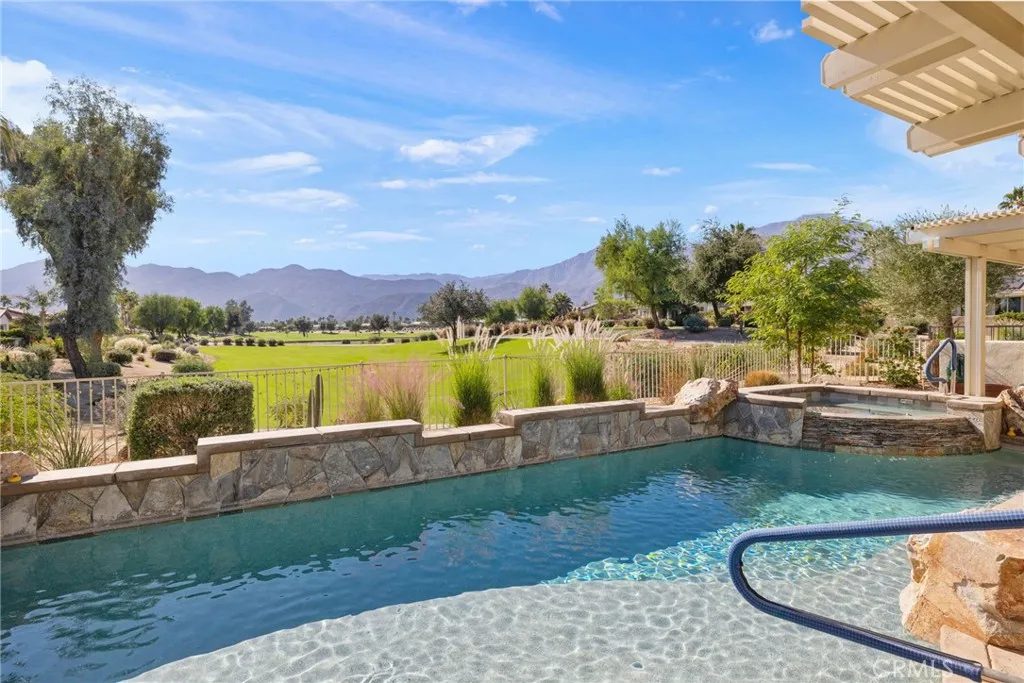81687 Desert Willow, La Quinta, California 92253 home-pic-10