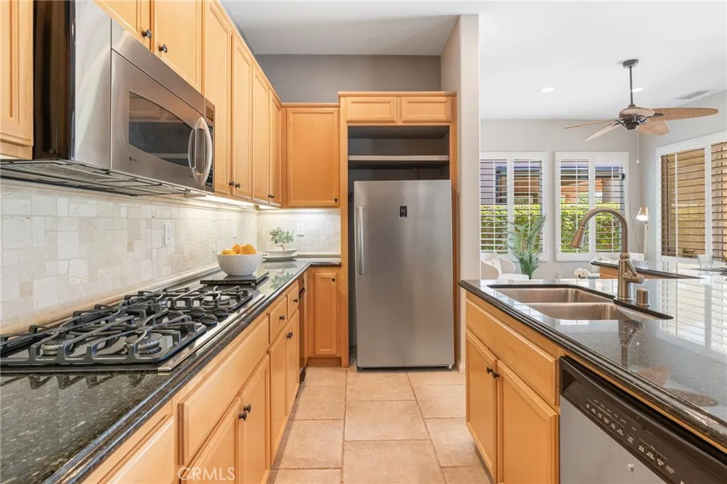 81687 Desert Willow, La Quinta, California 92253 home-pic-28