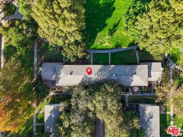 5172 1/2 Village, Los Angeles, California 90016