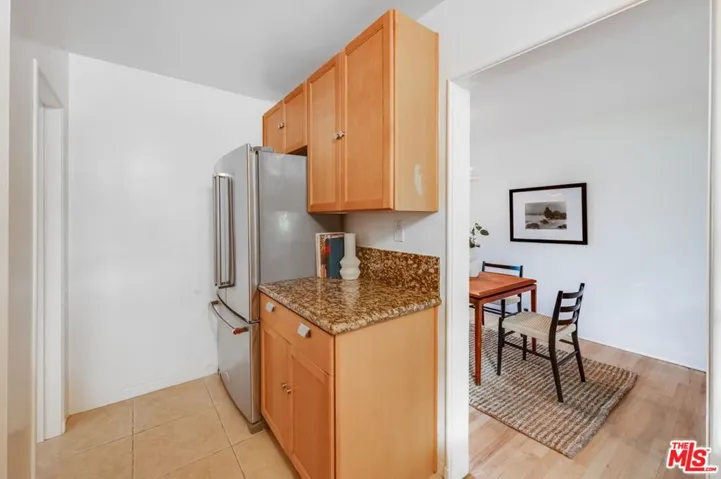 5172 1/2 Village, Los Angeles, California 90016