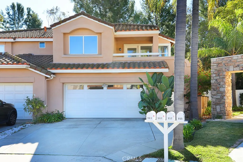 961 S Lone Pine, Anaheim Hills, California 92808 home-pic-0