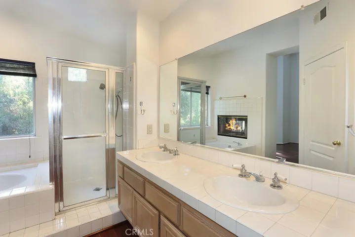 961 S Lone Pine, Anaheim Hills, California 92808