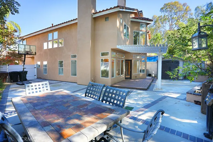 961 S Lone Pine, Anaheim Hills, California 92808
