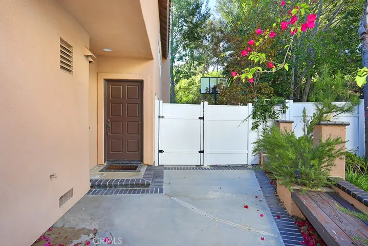 961 S Lone Pine, Anaheim Hills, California 92808