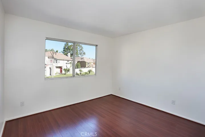 Guest bedroom 2