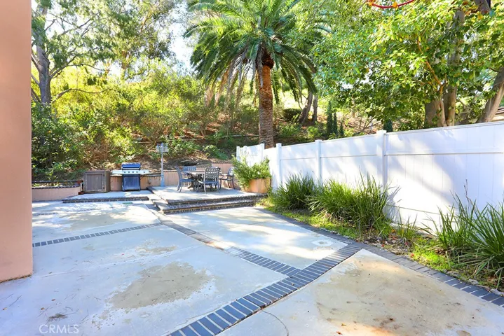 961 S Lone Pine, Anaheim Hills, California 92808