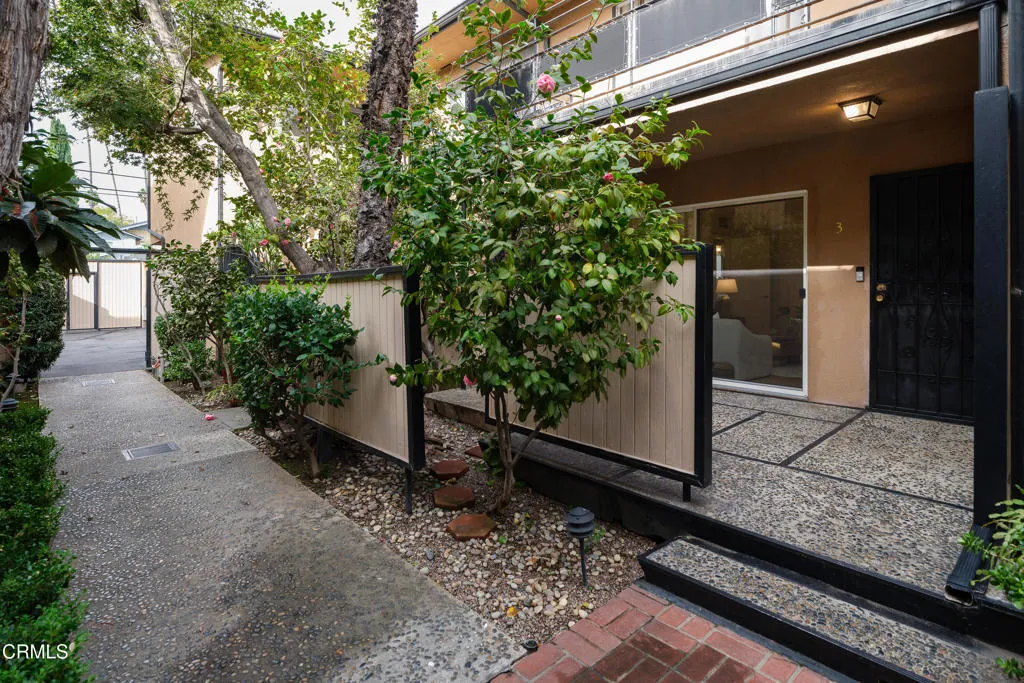 1625 Fremont Avenue A3, South Pasadena, California 91030 home-pic-0