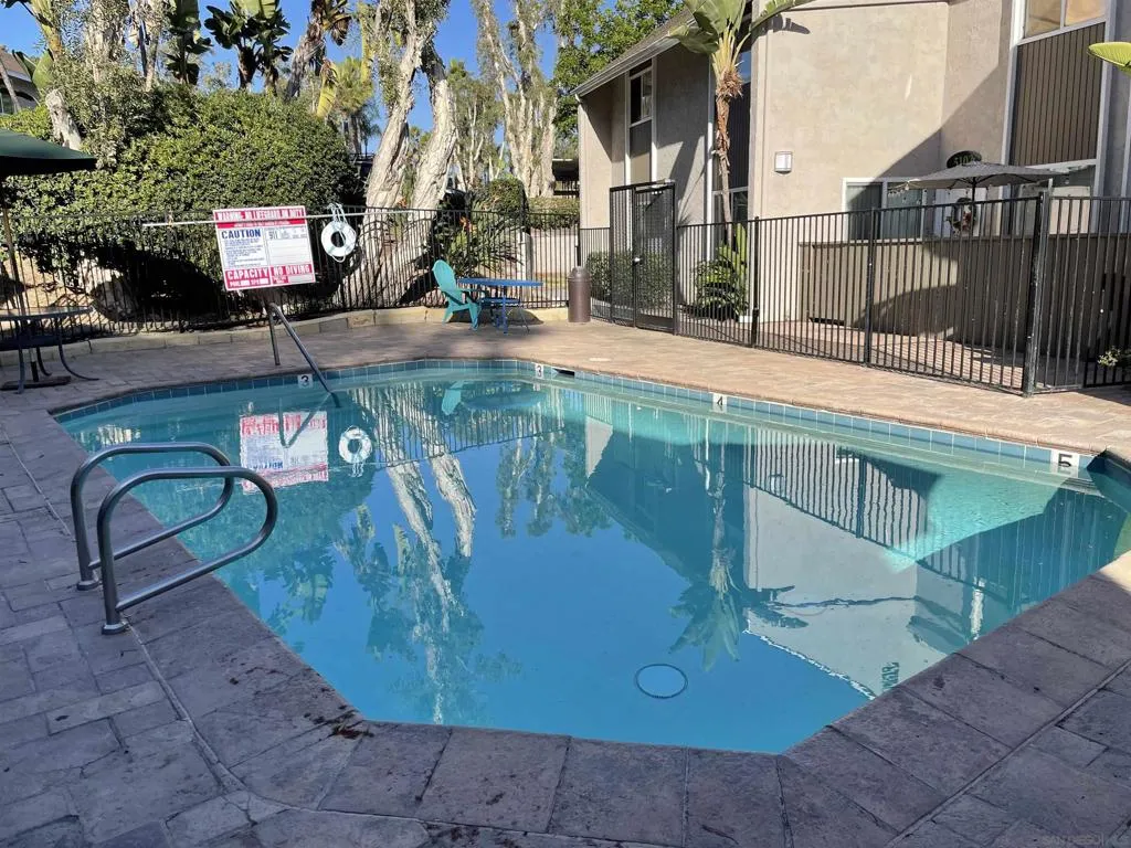 6333 College Grove Way 5110, San Diego, California 92115 home-pic-13
