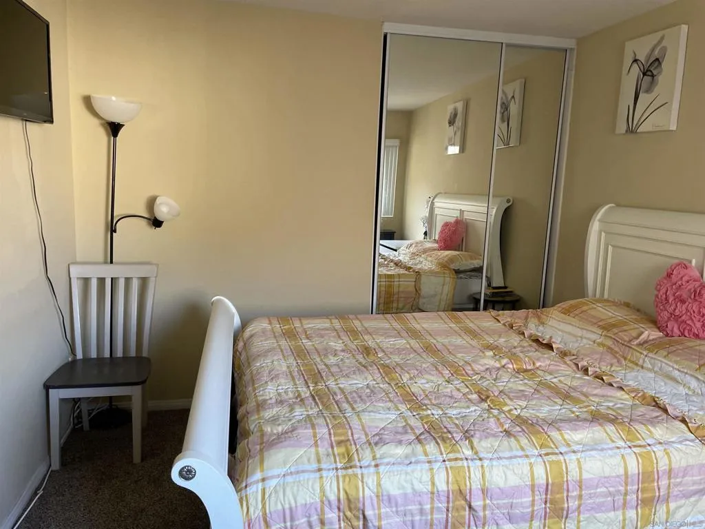 6333 College Grove Way 5110, San Diego, California 92115 home-pic-12