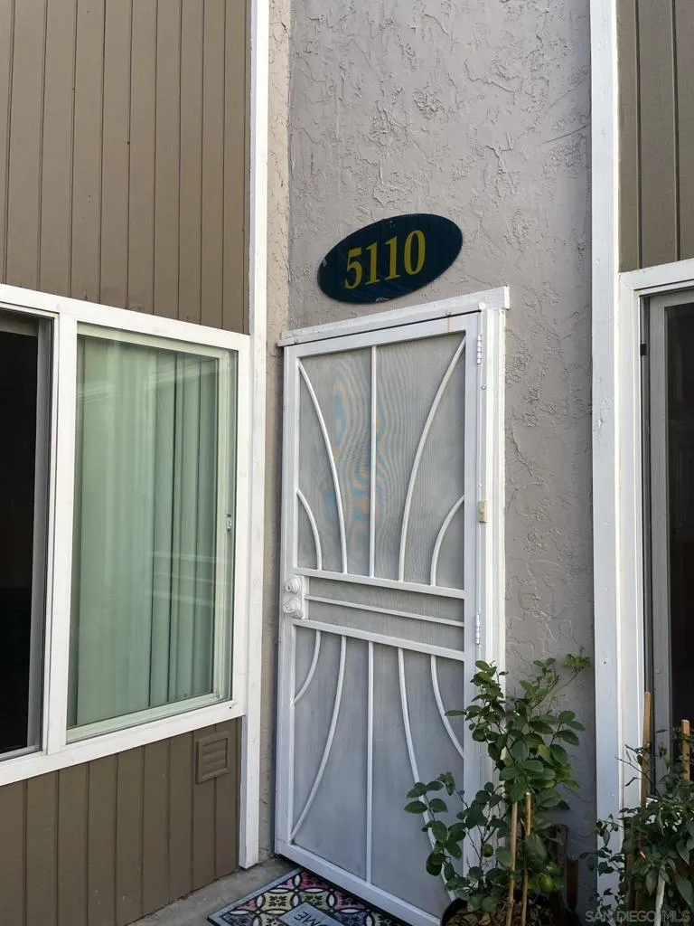 6333 College Grove Way 5110, San Diego, California 92115 home-pic-0