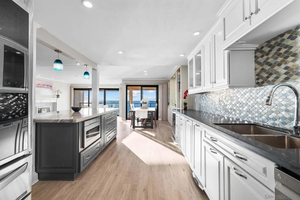 515 S Sierra Ave 119, Solana Beach, California 92075 home-pic-11