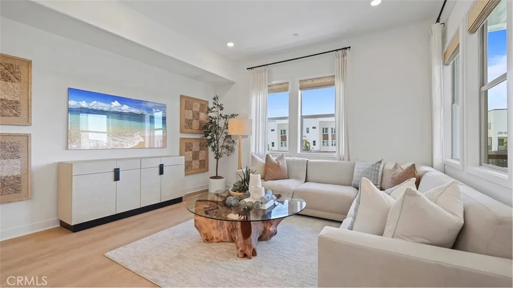 1405 Snowberry Place, Montebello, California 90640 home-pic-6