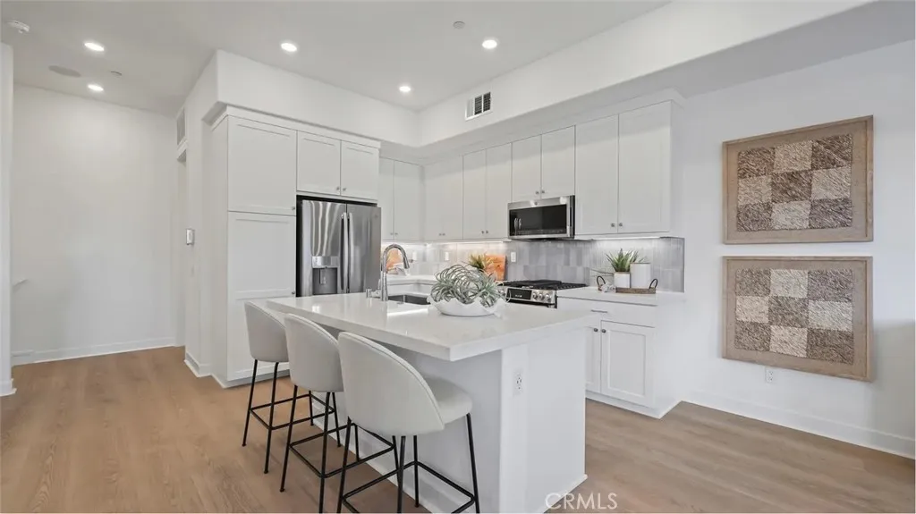 1405 Snowberry Place, Montebello, California 90640 home-pic-1