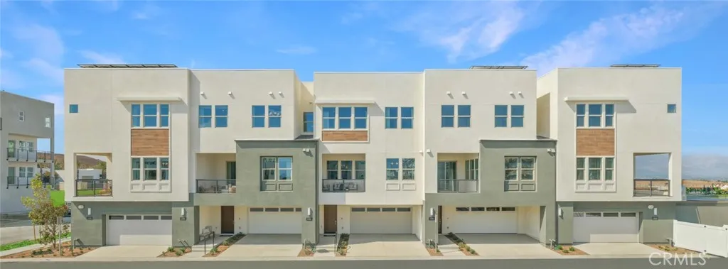 1405 Snowberry Place, Montebello, California 90640 home-pic-22