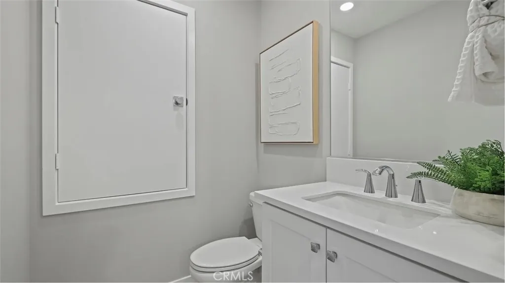 1405 Snowberry Place, Montebello, California 90640 home-pic-8
