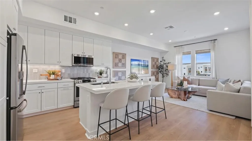 1405 Snowberry Place, Montebello, California 90640 home-pic-0
