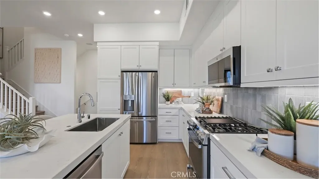 1405 Snowberry Place, Montebello, California 90640 home-pic-2