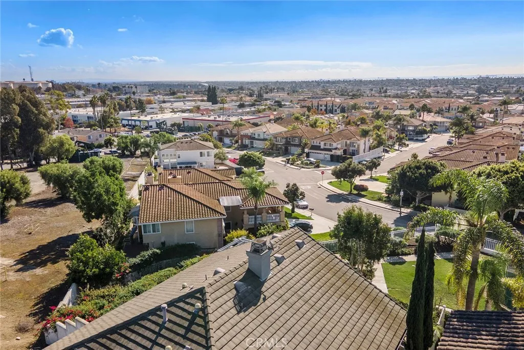 2850 Signal Pointe, Signal Hill, California 90755 home-pic-29