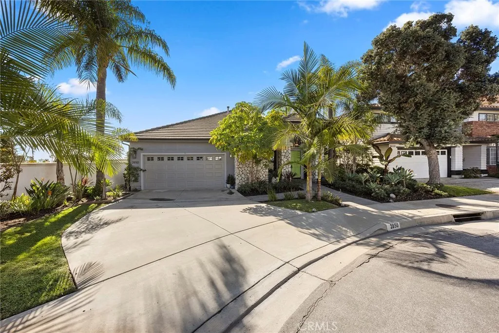 2850 Signal Pointe, Signal Hill, California 90755 home-pic-1