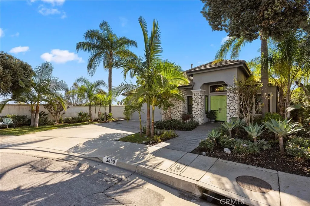 2850 Signal Pointe, Signal Hill, California 90755 home-pic-0