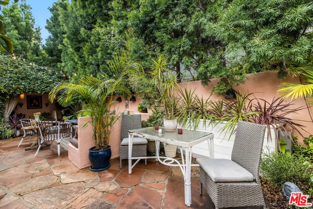 1641 N Crescent Heights Boulevard, Los Angeles, California 90069 home-pic-42