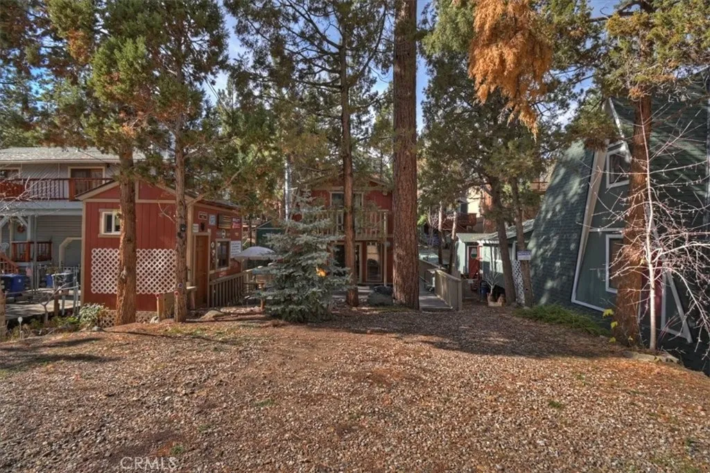 172 Vista, Sugarloaf, California 92386 home-pic-2