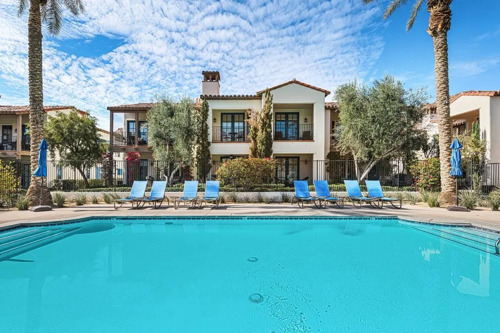 48597 Classic Drive, La Quinta, California 92253 home-pic-28