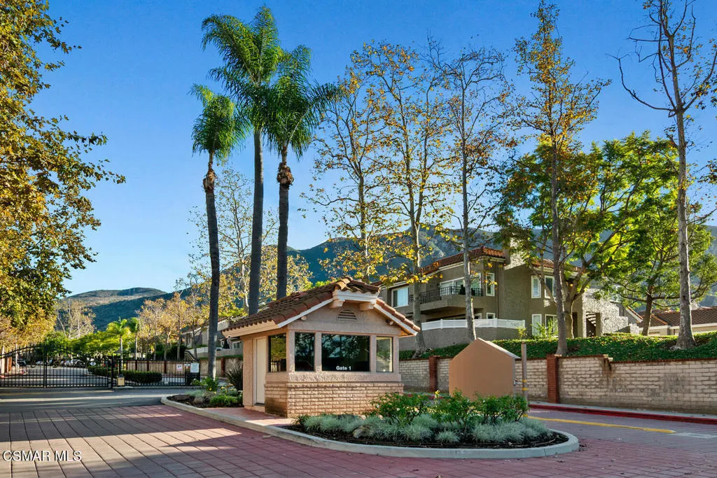 866 Paseo Tosamar, Camarillo, California 93012 home-pic-23