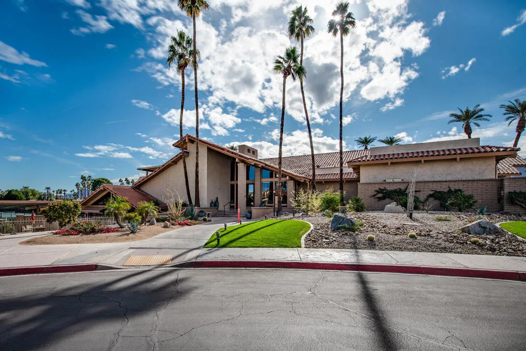 84 La Ronda Drive, Rancho Mirage, California 92270 home-pic-40