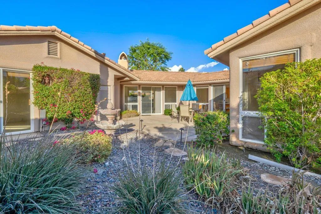 78855 Casa Del Rio, La Quinta, California 92253 home-pic-3