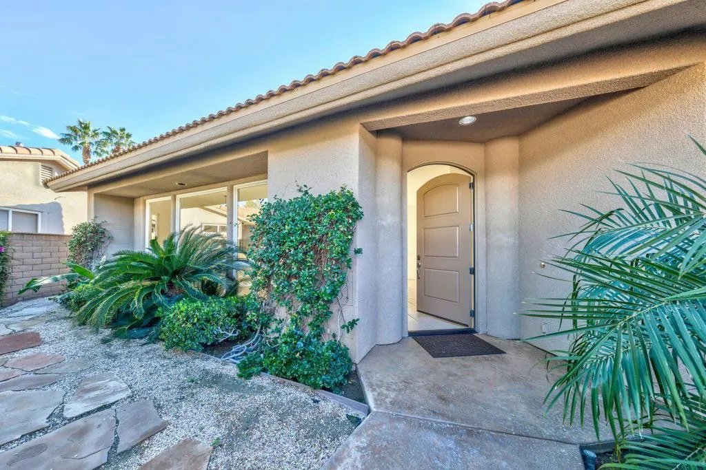 78855 Casa Del Rio, La Quinta, California 92253 home-pic-32