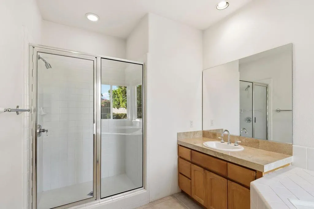 78855 Casa Del Rio, La Quinta, California 92253 home-pic-16
