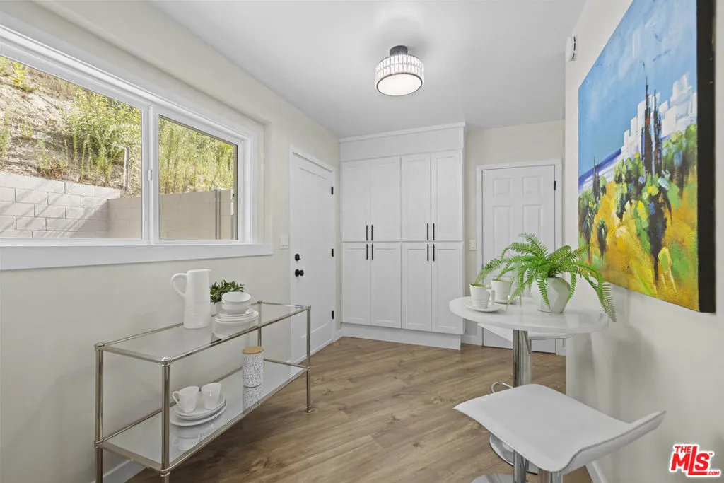 2400 Nalin Drive, Los Angeles, California 90077 home-pic-19