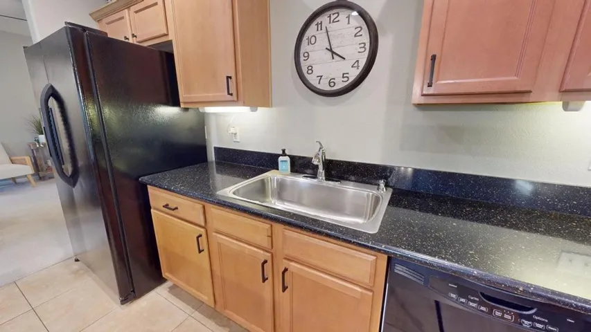 68687-Duchess-Lane-101-Cathedral-City-CA