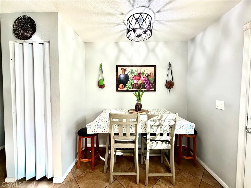 1282 N Phillips, Banning, California 92220 home-pic-6