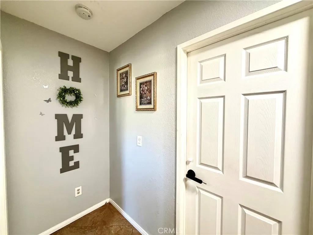 1282 N Phillips, Banning, California 92220 home-pic-13