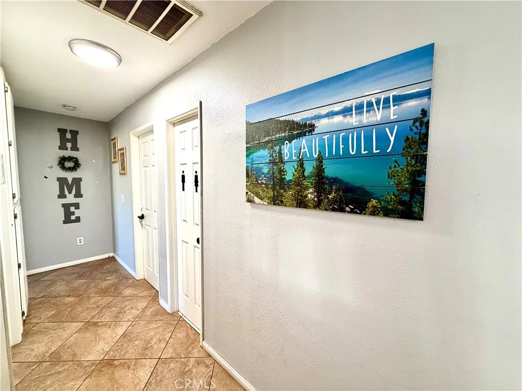1282 N Phillips, Banning, California 92220 home-pic-3