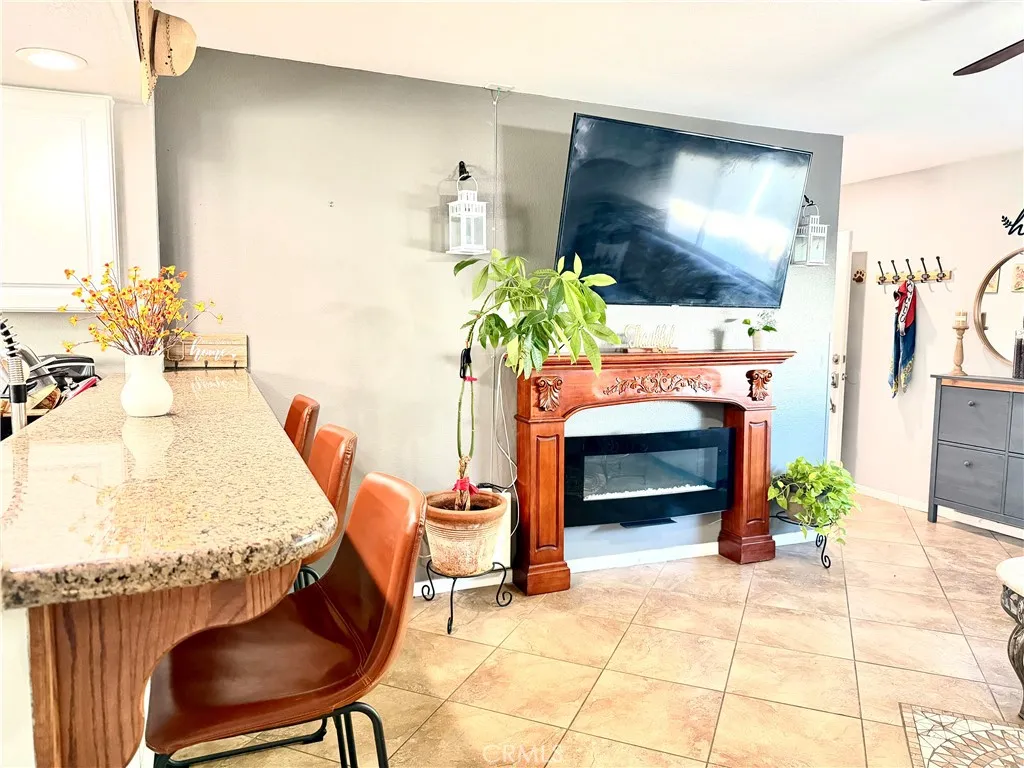 1282 N Phillips, Banning, California 92220 home-pic-5