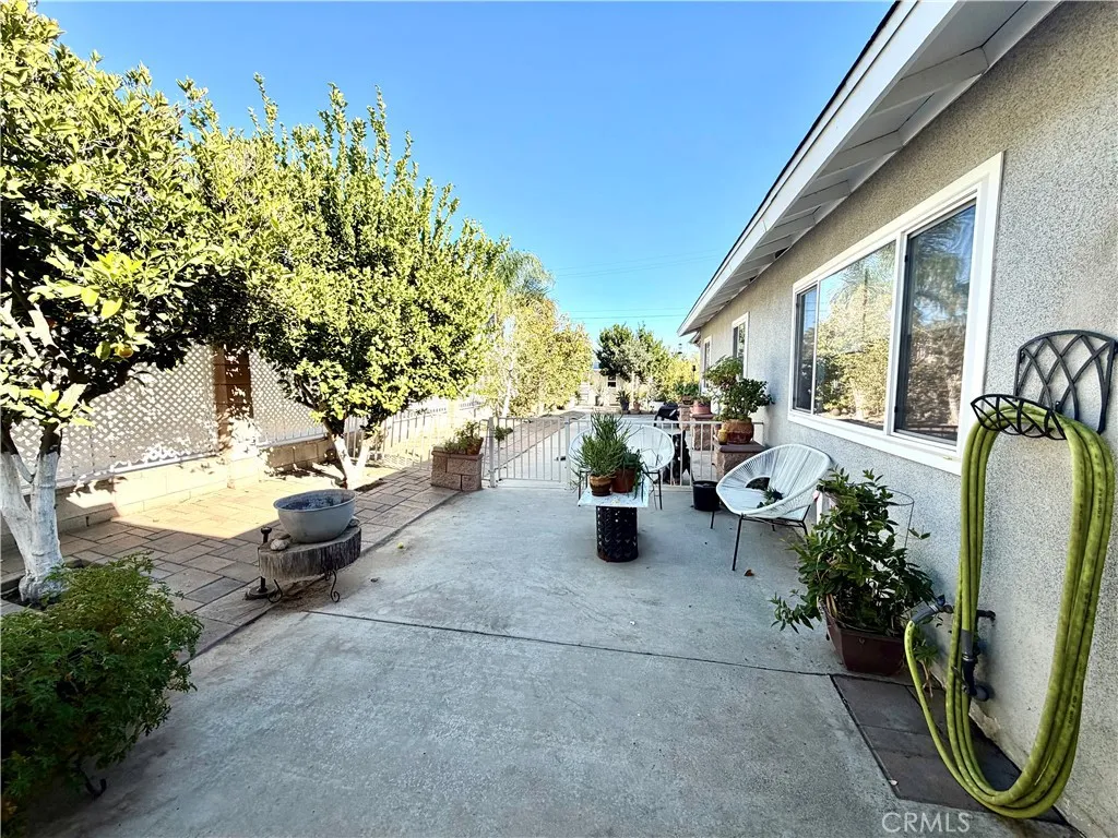 1282 N Phillips, Banning, California 92220 home-pic-21