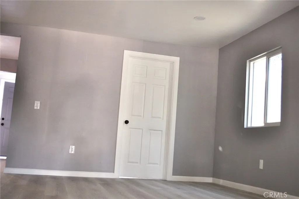 1453 W 58th, Los Angeles, California 90047 home-pic-11