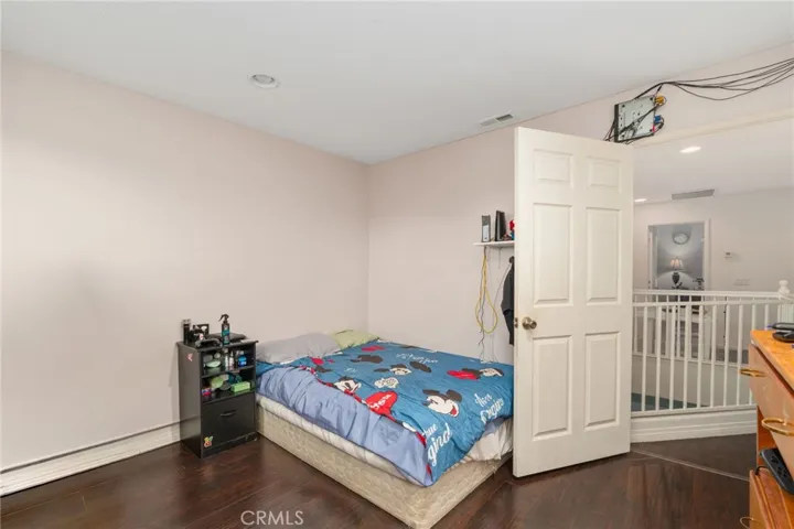 Bedroom $5