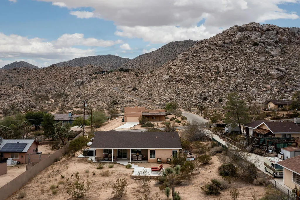 61148 Prescott Trail, Joshua Tree, California 92252 home-pic-5