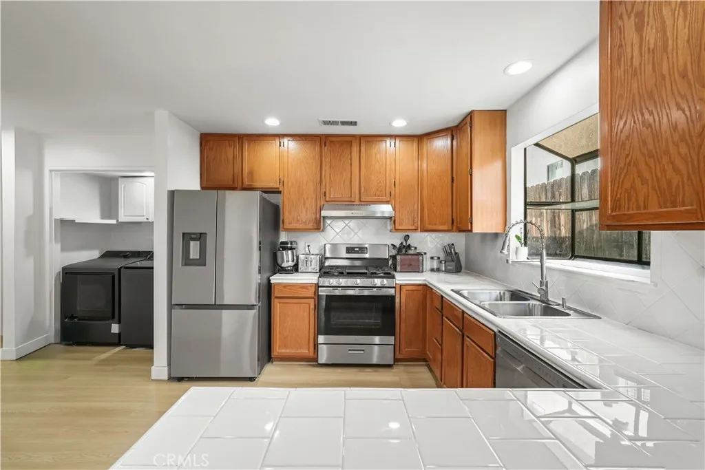 30257 Trellis, Castaic, California 91384 home-pic-12