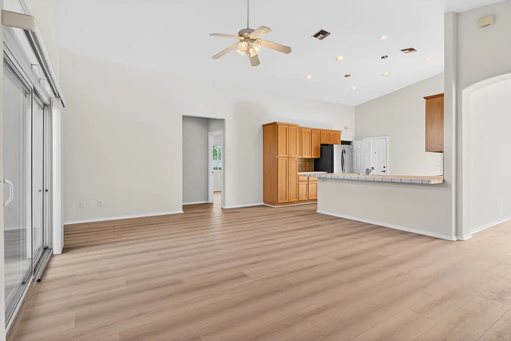 69020 San Susanna Avenue, Cathedral City, California 92234 home-pic-11