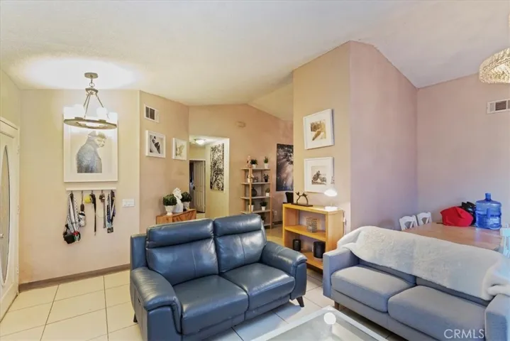 156 S Loretta, Rialto, California 92376
