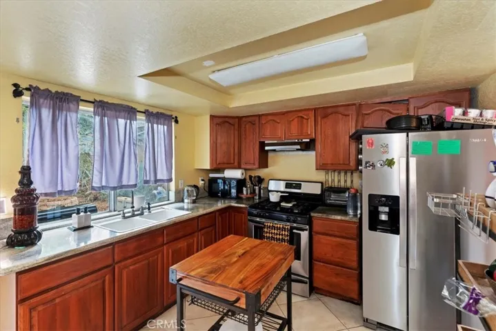156 S Loretta, Rialto, California 92376