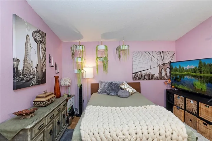 156 S Loretta, Rialto, California 92376